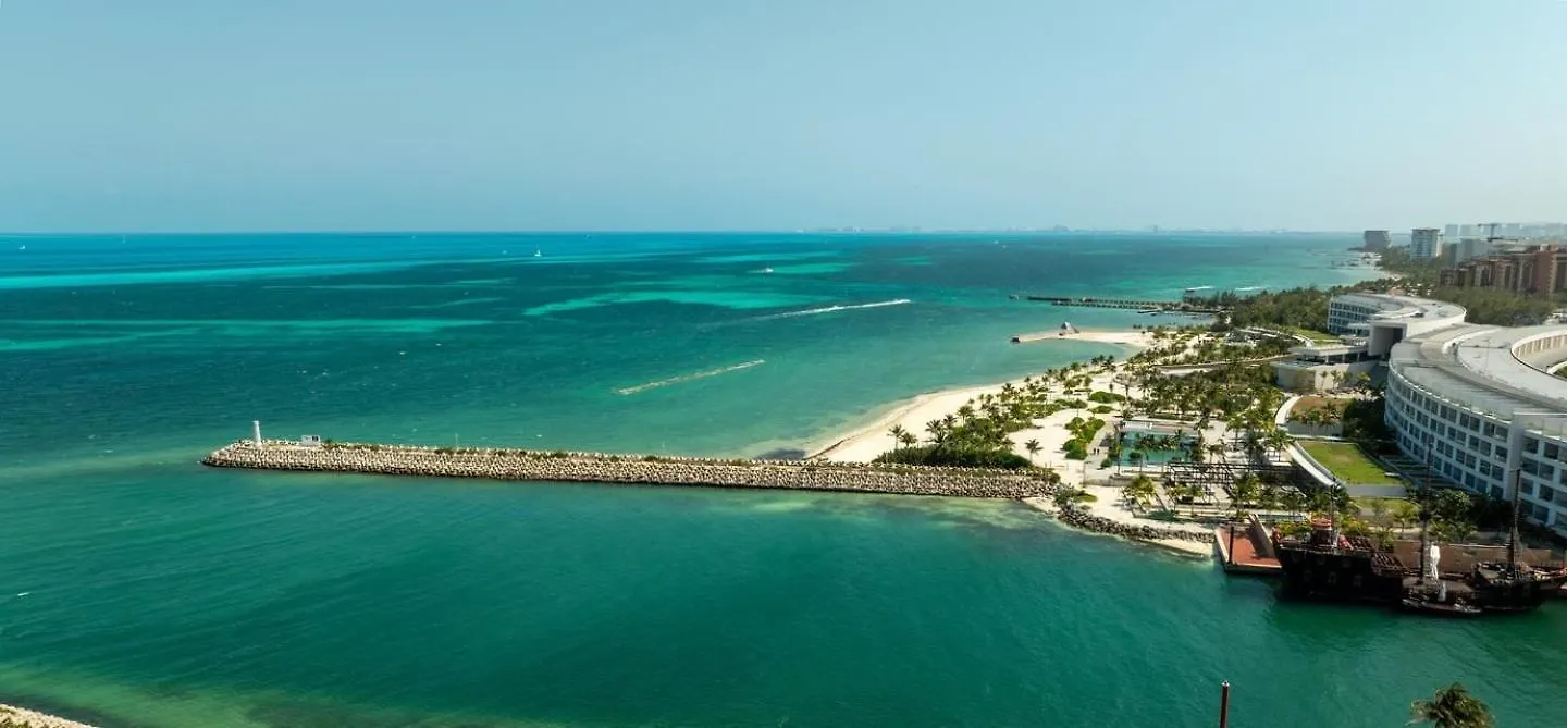 2Br Beachfront Exclusive Condo W/ Top Features Cancun 0*,