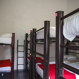  Hostel Naranjo