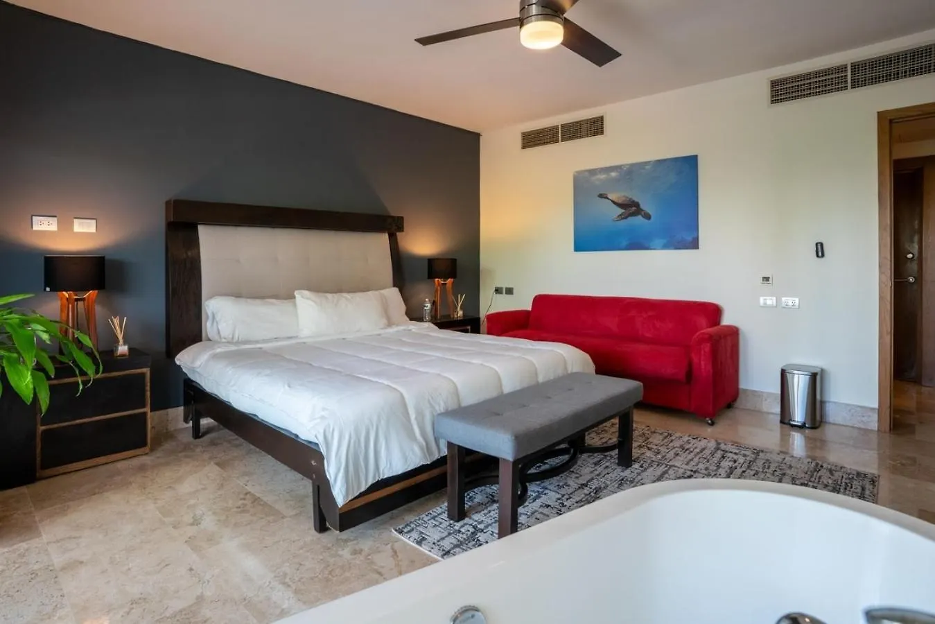 Apartment 2Br Beachfront Exclusive Condo W/ Top Features Cancun Mexico