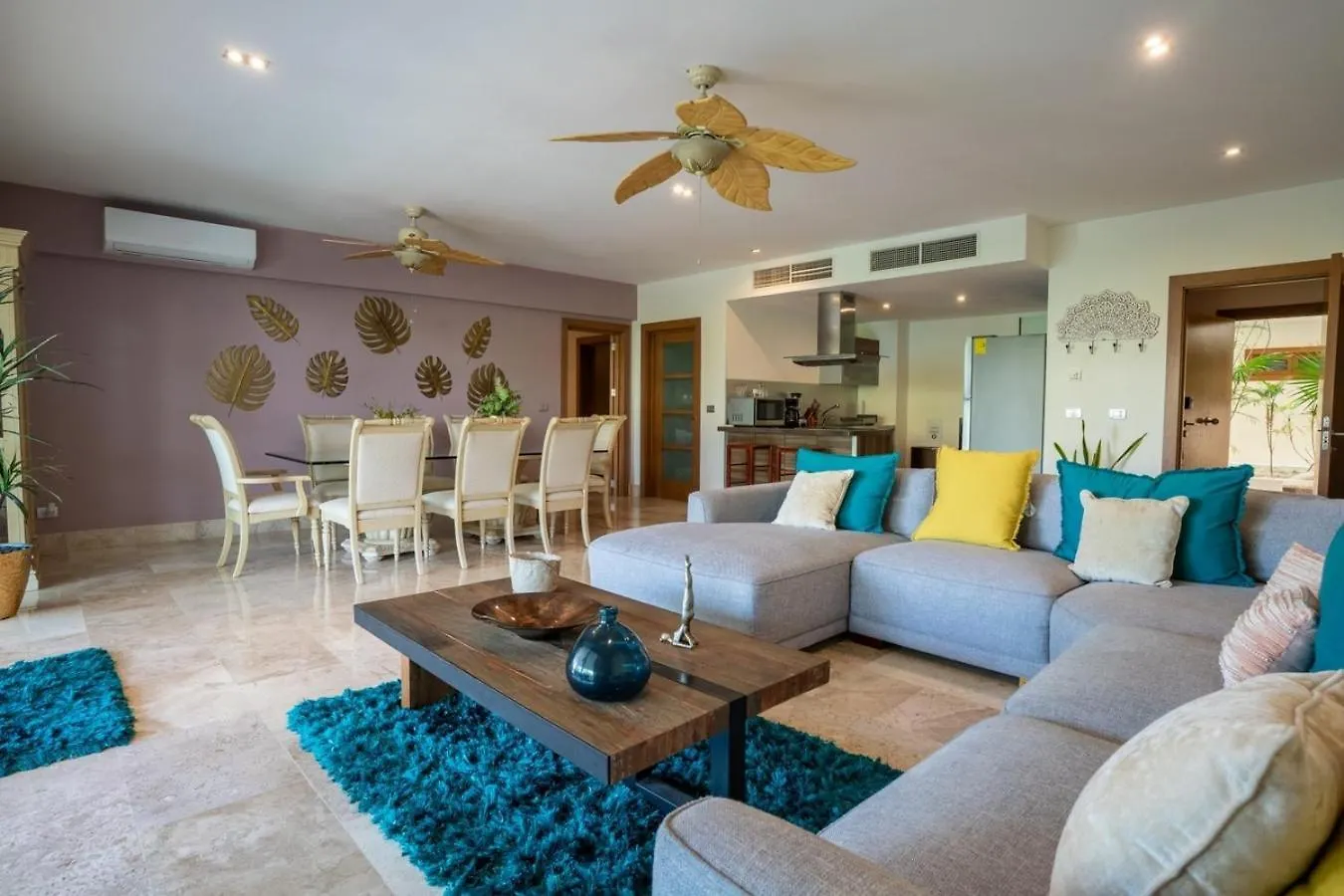 2Br Beachfront Exclusive Condo W/ Top Features Cancun Mexico