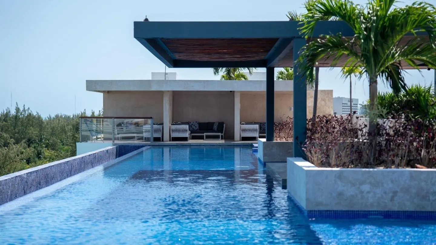 2Br Beachfront Exclusive Condo W/ Top Features Cancun